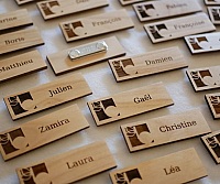 Houten badges