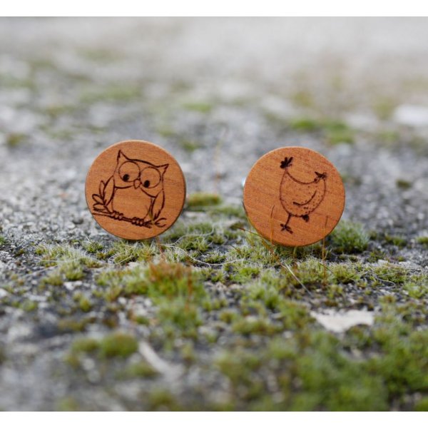 Kersenhouten manchetknopen met je eigen ontwerpen gegraveerd