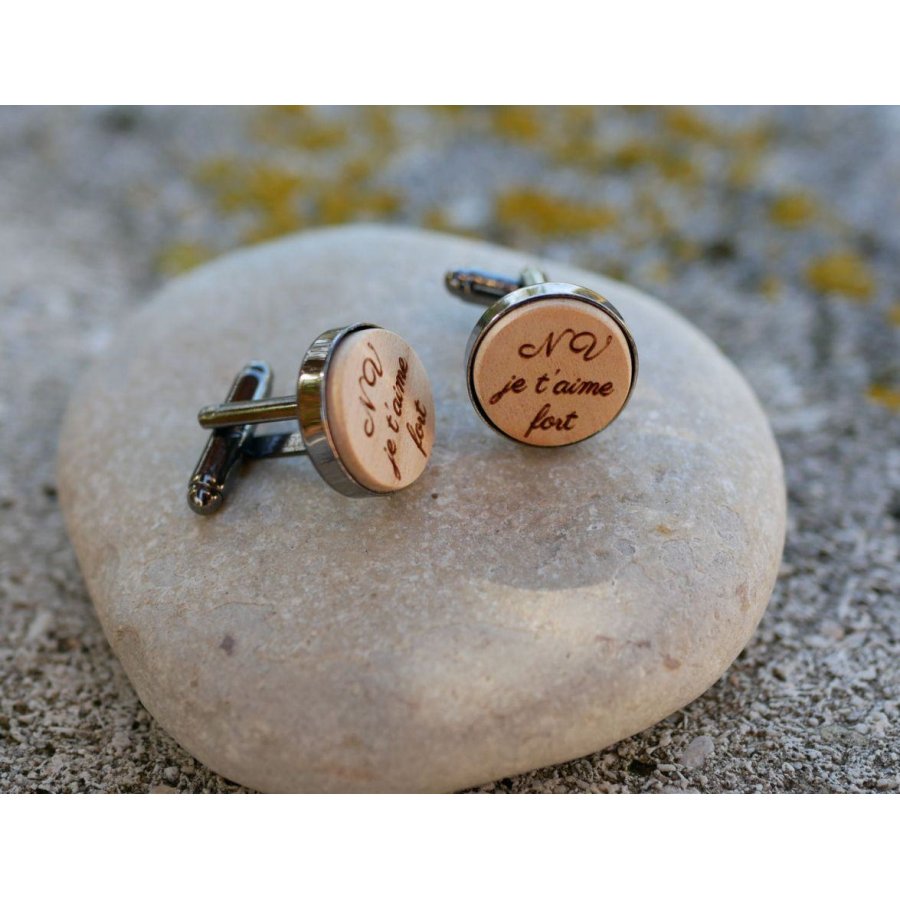 Houten manchetknopen set in donker staal 16mm personaliseerbaar