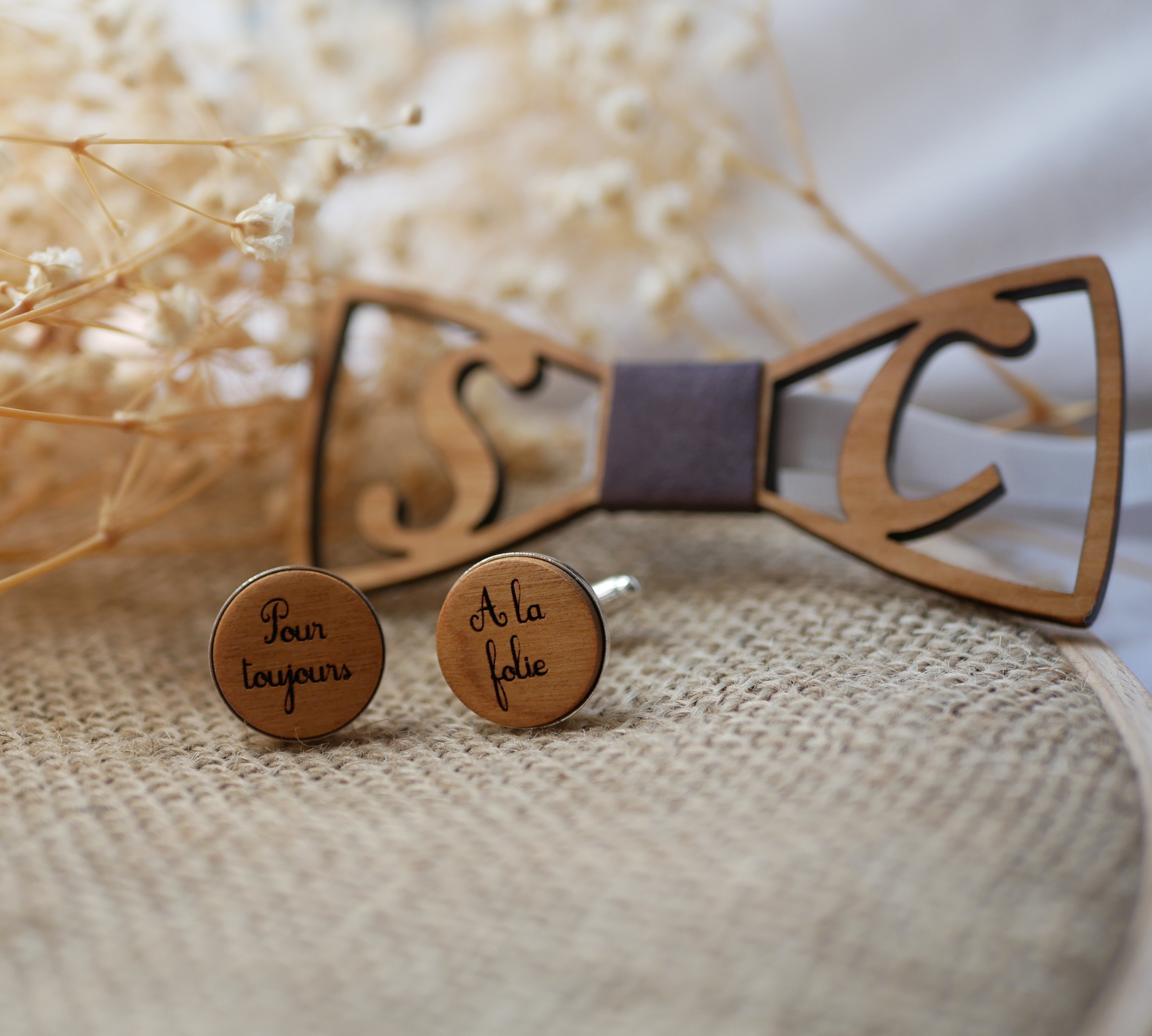 Manchetknopen in zilver met gegraveerd hout 4 maten om uit te kiezen