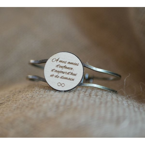 Messing en houten armband met aanpasbare cabochon 