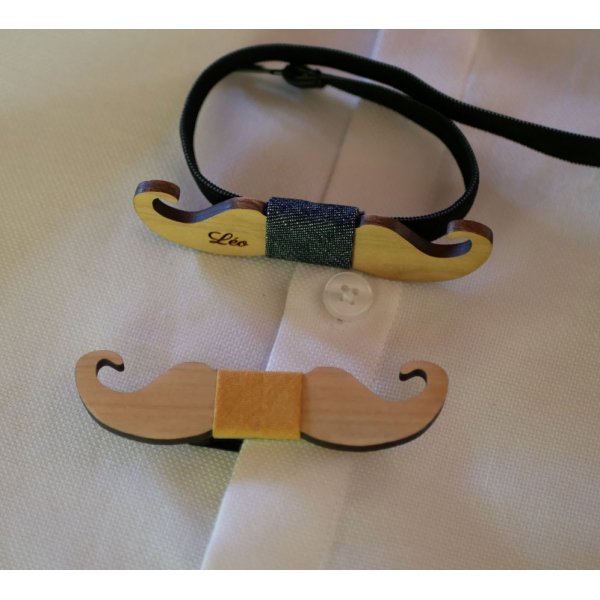 Houten mini strik broche om te personaliseren