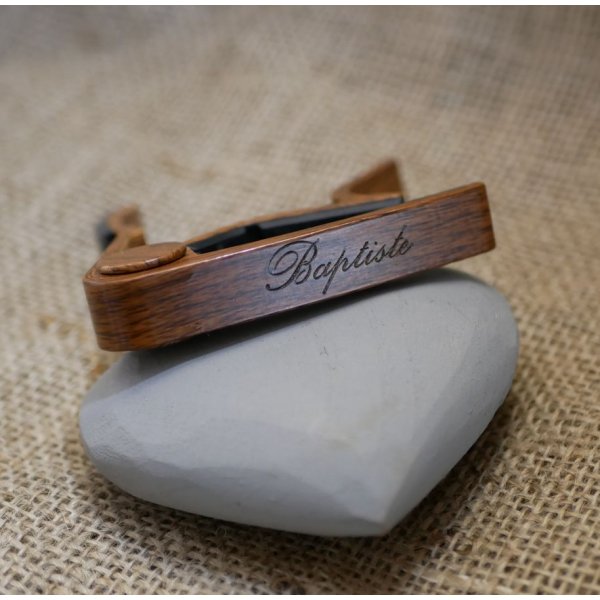 Gegraveerde aluminium gitaarkap om te personaliseren