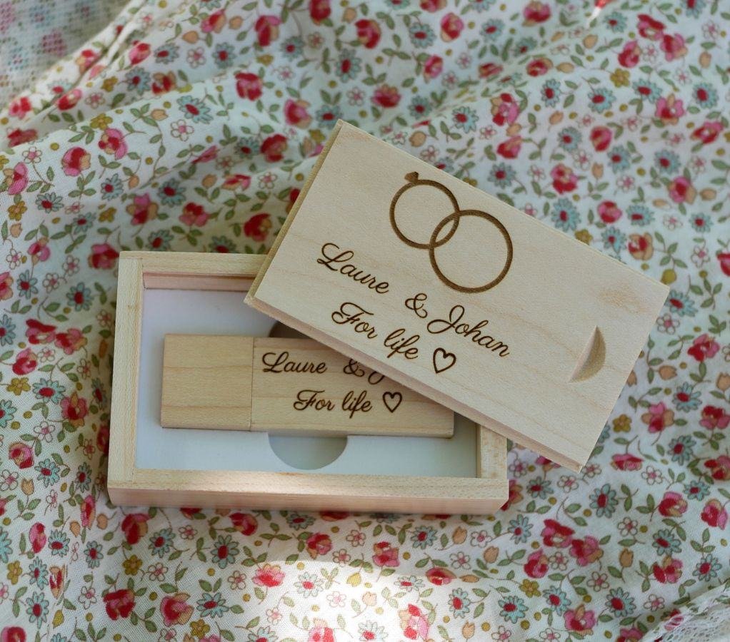 32GB Usb-stick in een maple box om te personaliseren