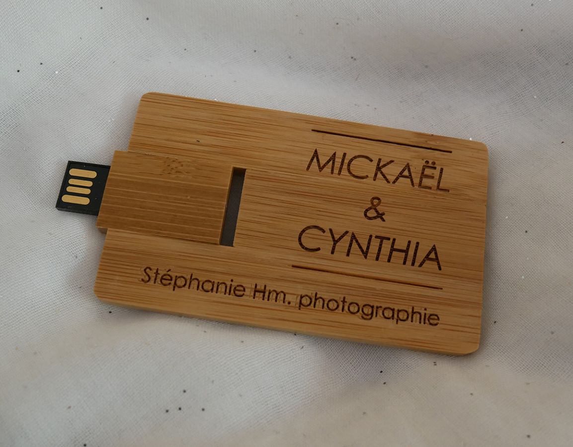32 GB USB-sleutel Kaart van gecarboniseerd bamboehout, te personaliseren door gravure