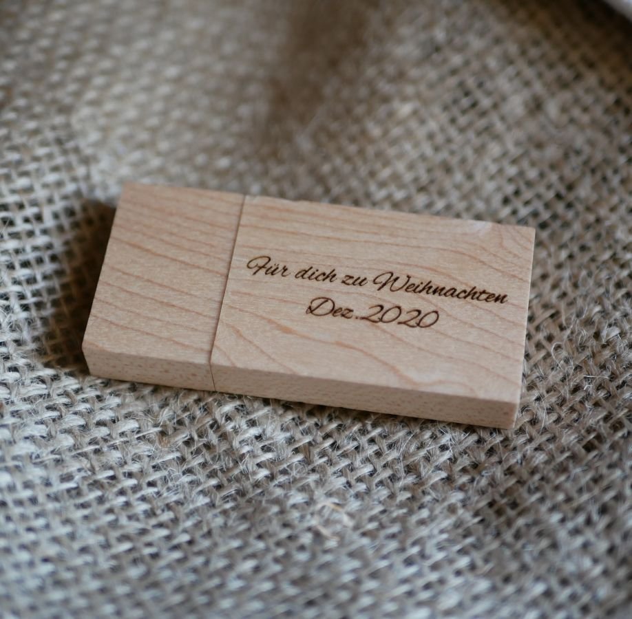 32 GB houten USB-sleutel, rechthoekig, te personaliseren door gravure