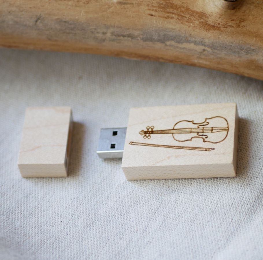 32 GB houten USB-sleutel, rechthoekig, te personaliseren door gravure