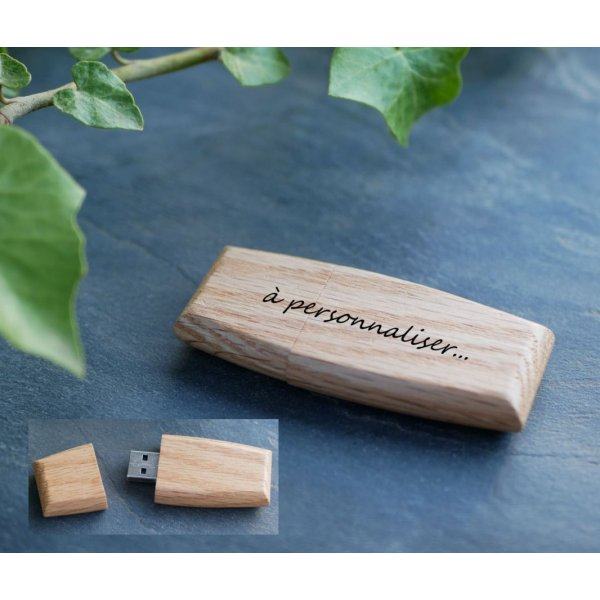 Houten USB-sleutel te personaliseren door gravure