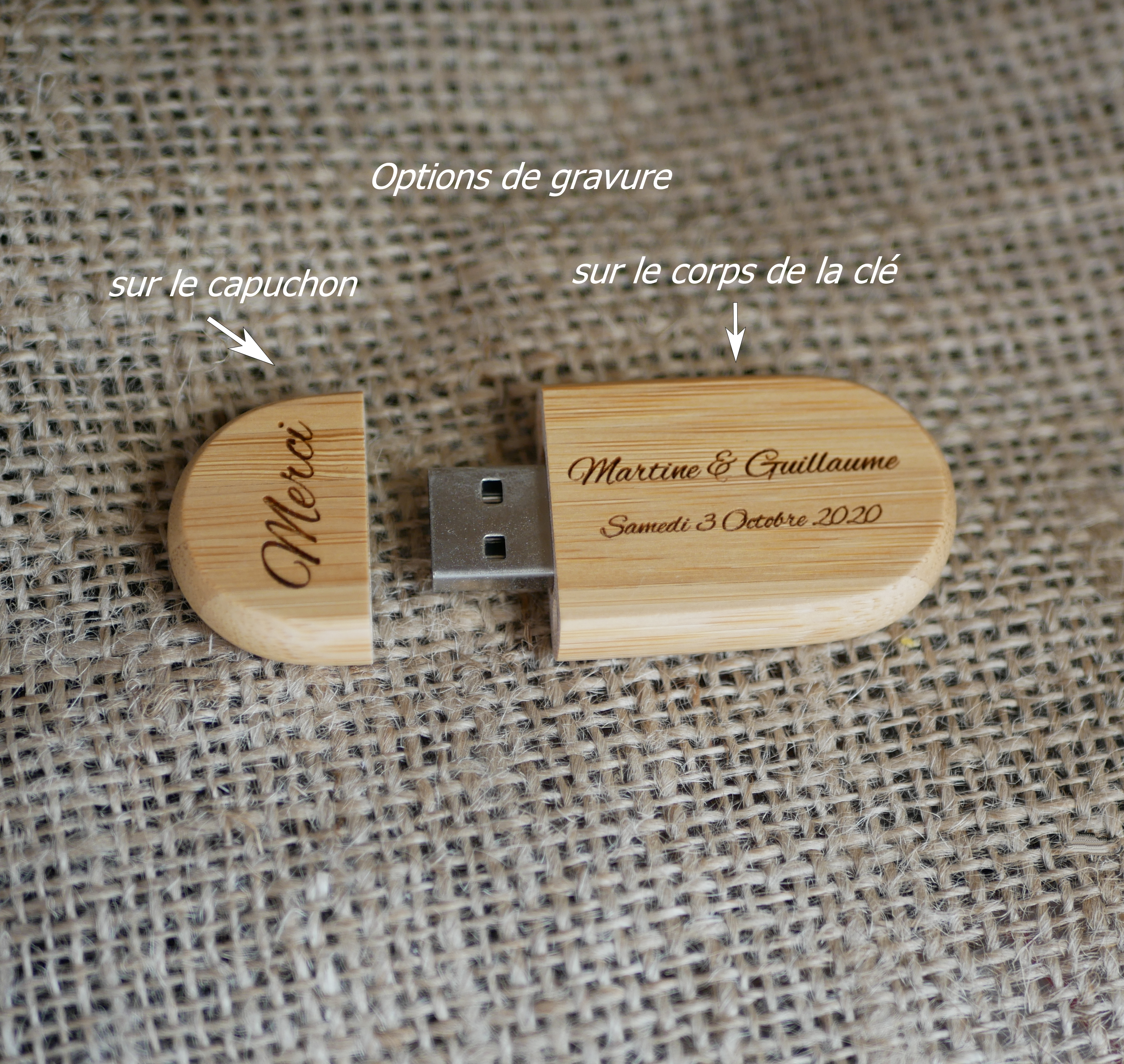 Ovale USB-sleutel, te personaliseren door gravure, houtsoort naar keuze
