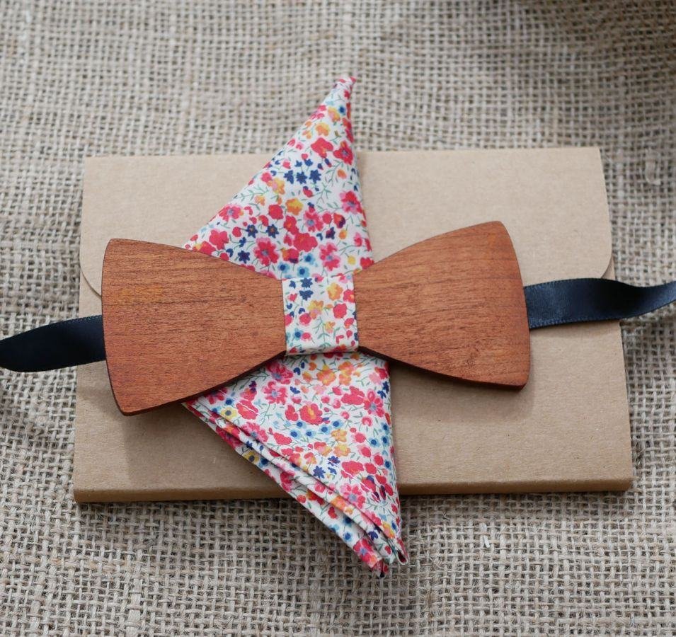 Houten strikset Etui Vlinderbroche Liberty