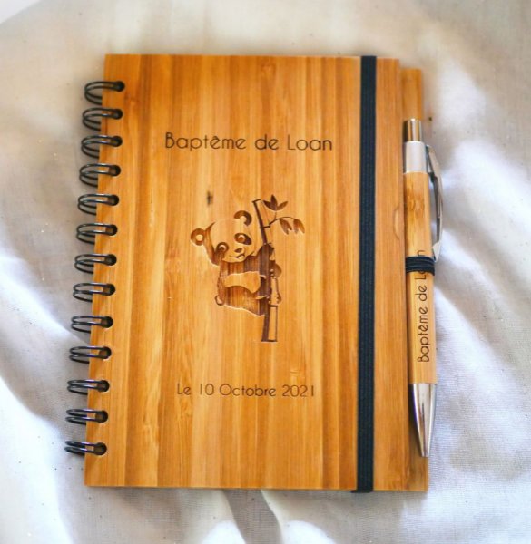 Houten gastenboek voor doop of religieuze ceremonie
