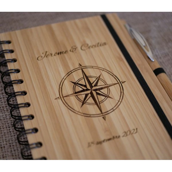 Houten gastenboek voor bruiloft of ceremonie om te personaliseren