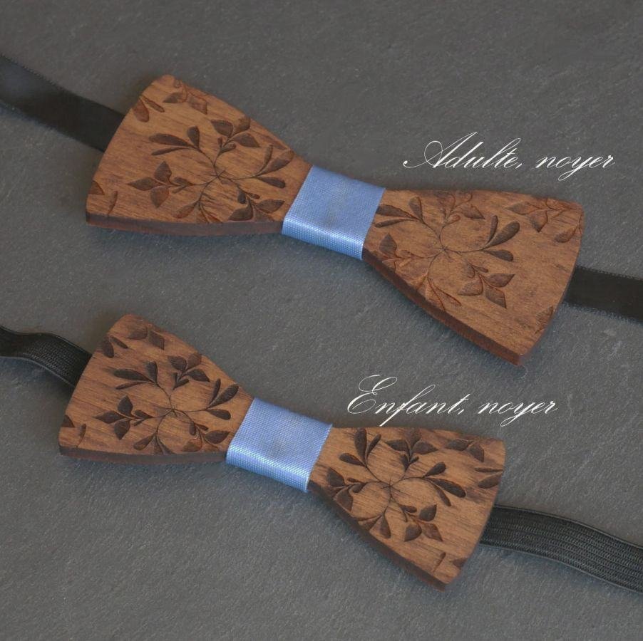 Houten vlinderdasje voor kinderen, gegraveerd met bloemen, te personaliseren, passend bij het herenmodel