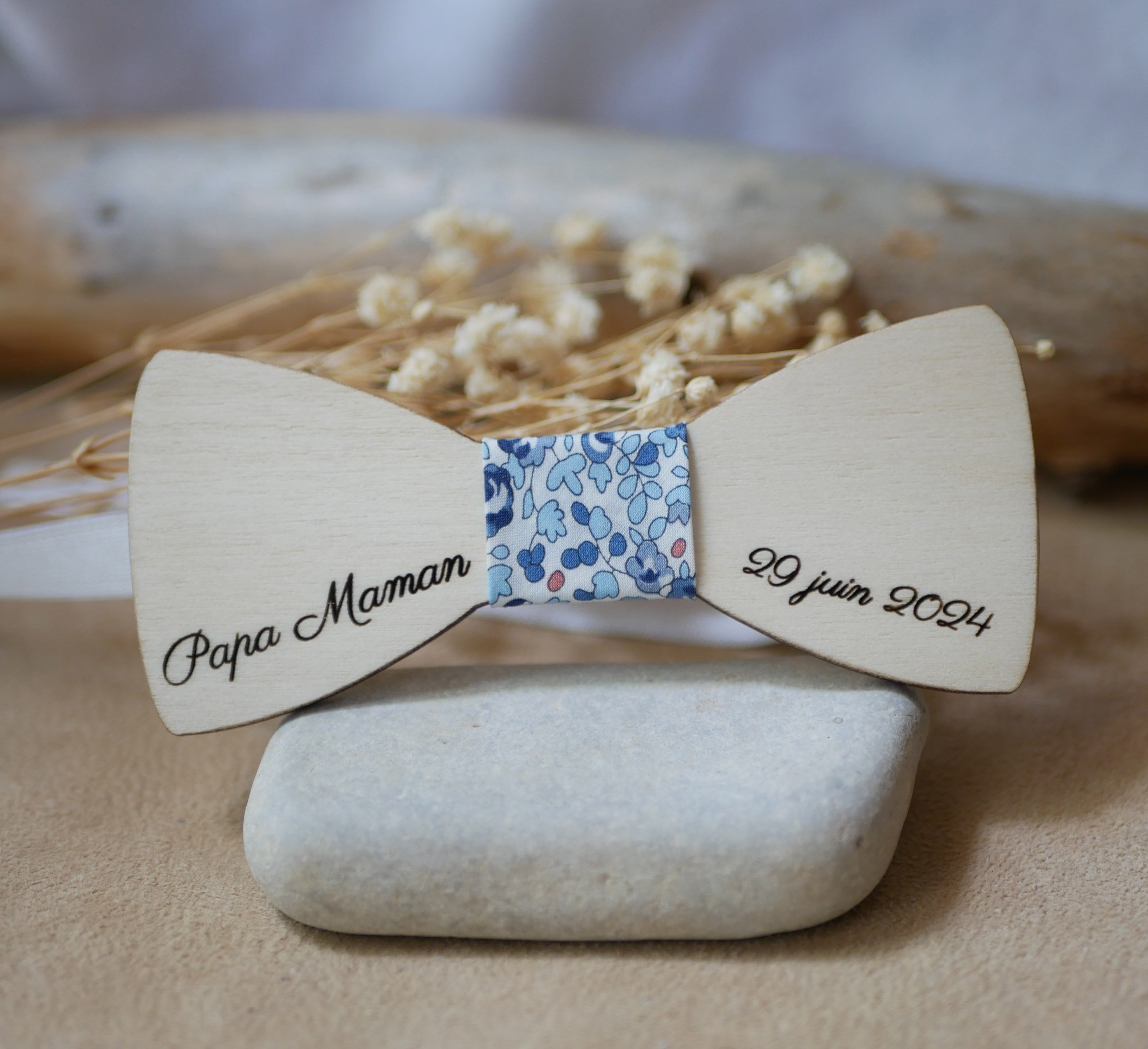 Populier houten strikje voor kinderen om te personaliseren