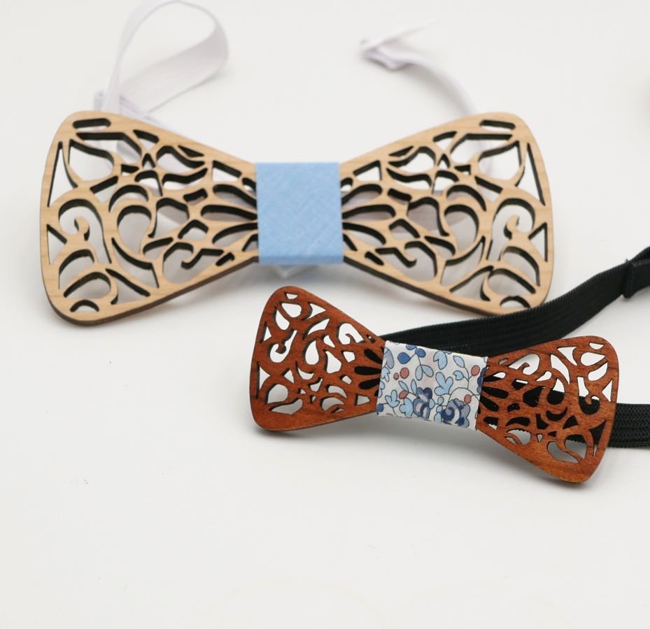 Mini houten strikje met elegante rondingen