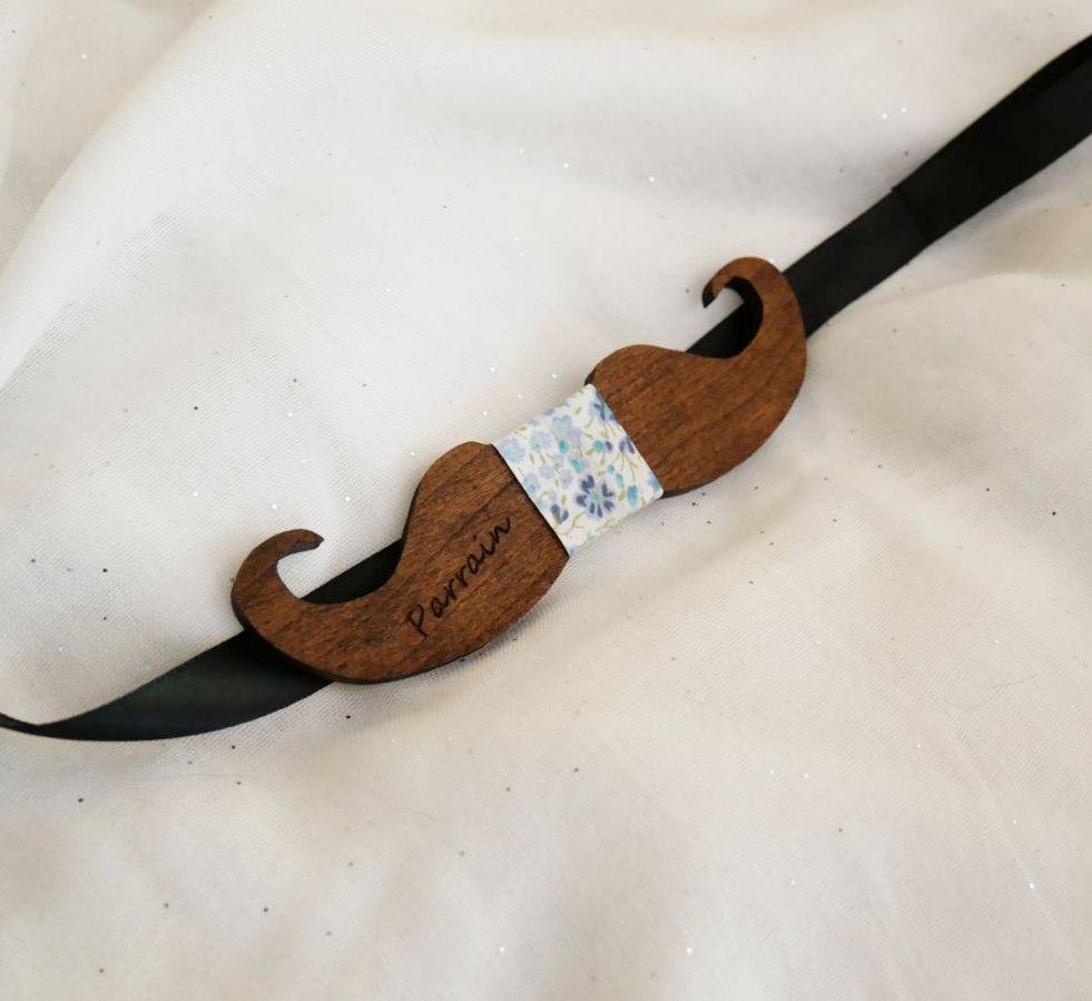 Getint houten Moustache strikje om te personaliseren made in France