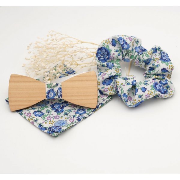 Liberty Blue zakje + scrunchie + houten strikje