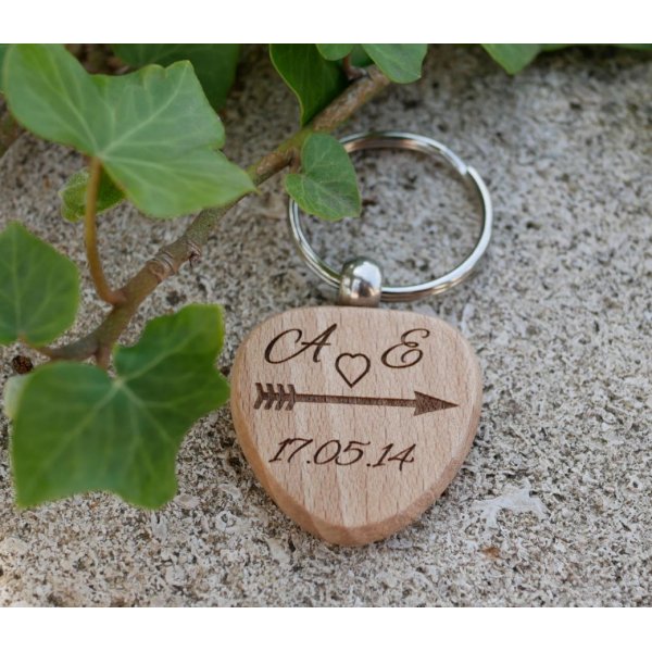 Houten sleutelhanger Hart te personaliseren door gravure