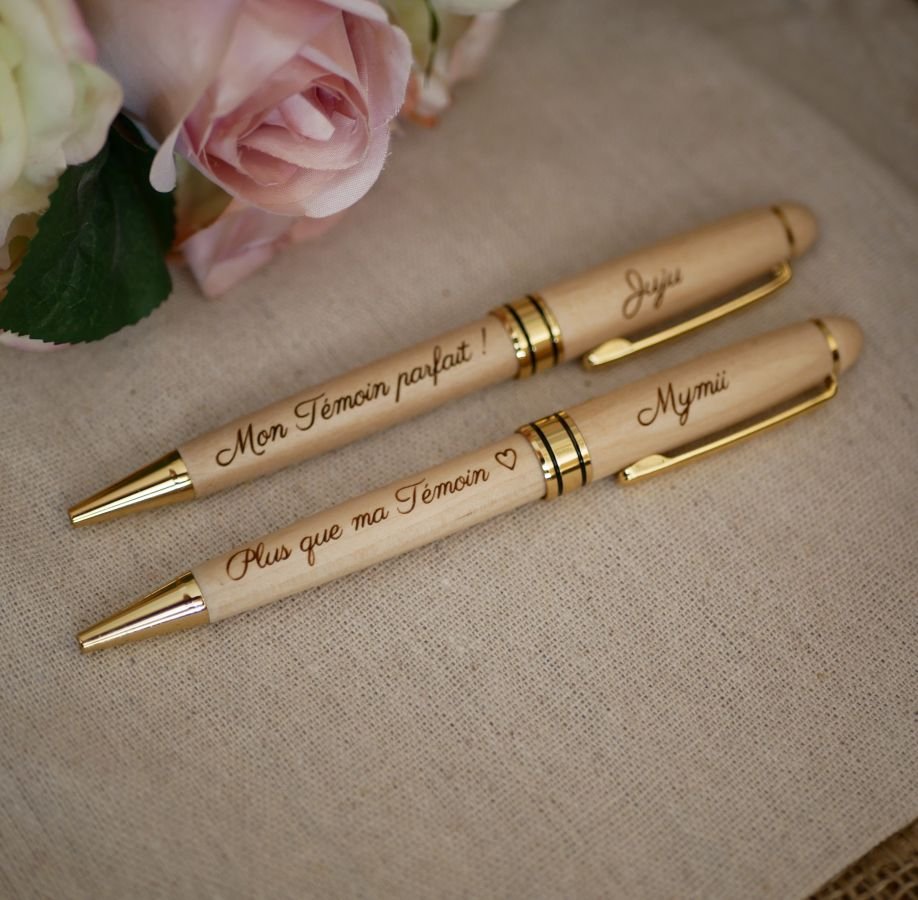 Gegraveerde licht houten pen om te personaliseren