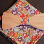Liberty L12 clutch bag en houten strik, personaliseerbaar