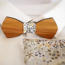 Personaliseerbare Liberty bruine sterren en houten strik etui