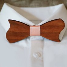 Asymmetrische strik in kersenhout om te personaliseren Made in France