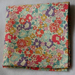 L12-Liberty Michele + Vierkante zak (+ 10.80 €)