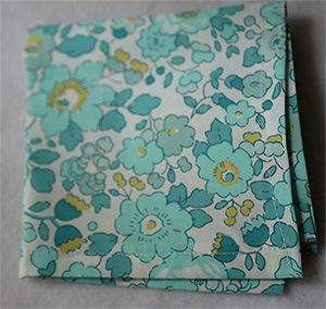 L9-Liberty Betsy mintgroen+vierkante zak (+ 10.80 €)